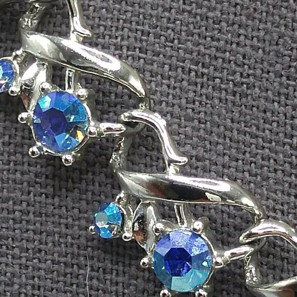 Vintage Star Company Blue Aurora Borealis Choker Necklace, Silver Tone, 17 Inch - Picture 4 of 11